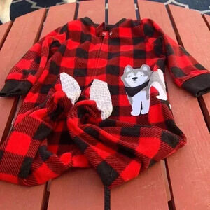 [5 for $25]  Carter’s fleece footsie, 18 months